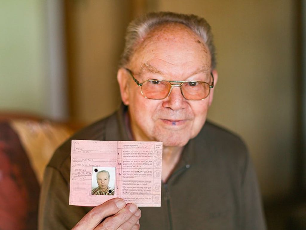 Dieter Poser aus Querfurt hat seinen Führerschein 1959 gemacht.