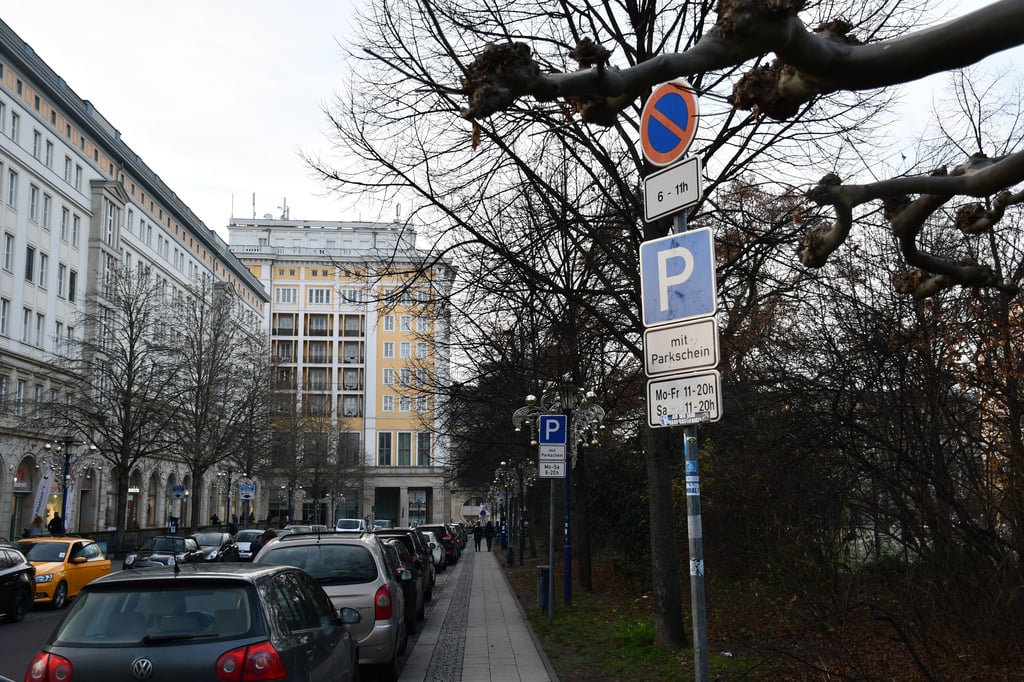 Diese Beschilderung in der Magdeburger Innenstadt sorgt bei manchem Autofahrer für Irritationen.