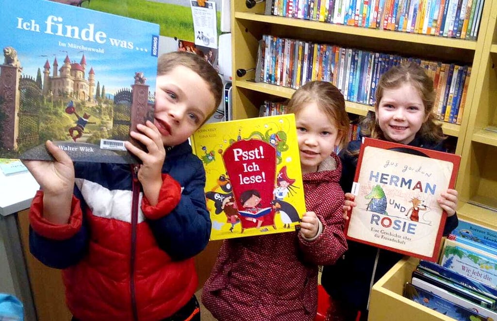 Die Kinder der Kita „Hasseler Feldmäuse“ hatten am Freitag Besuch vom Bücherbus. Hassel hat im Jahr 2021 Einwohner dazugewonnen.