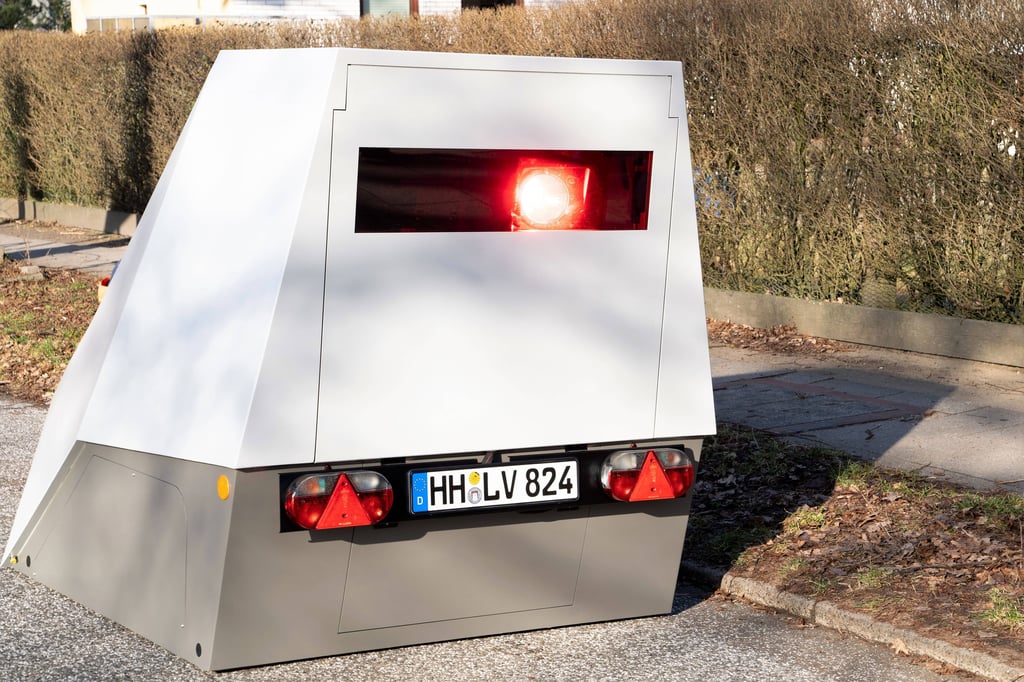 Der Polizei gehen die meisten Temposünder durch Blitzeranhänger ins Netz.