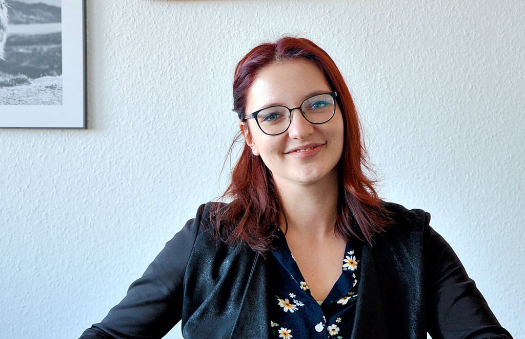 Die Politik- und Islamwissenschaftlerin Anna Nagel, Mitarbeiterin der Ländlichen Erwachsenenbildung in Stendal, lädt monatlich zum politischen Gesprächskreis ein.