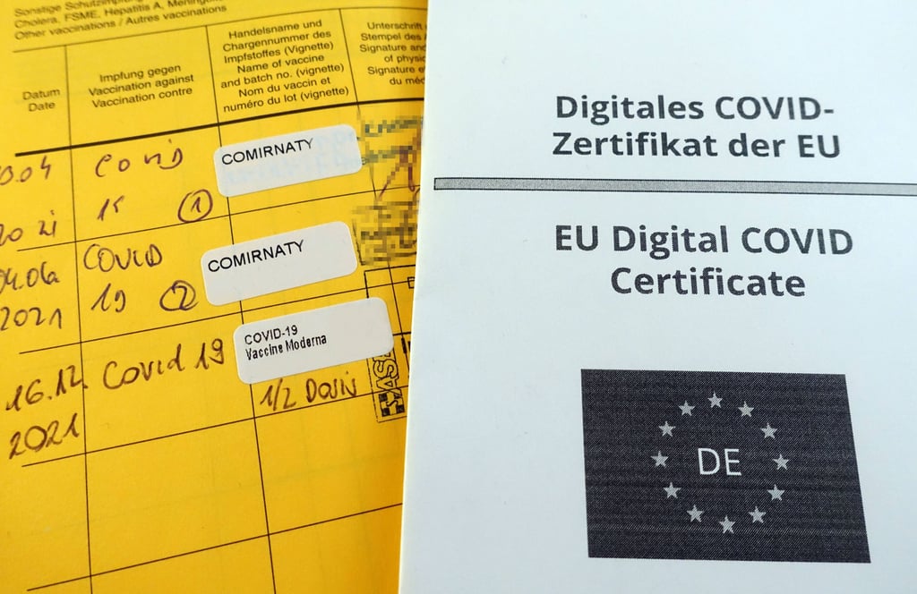 Die Mitarbeiterin einer Arzt-Praxis in Stendal soll Impfzertifikate gefälscht haben.