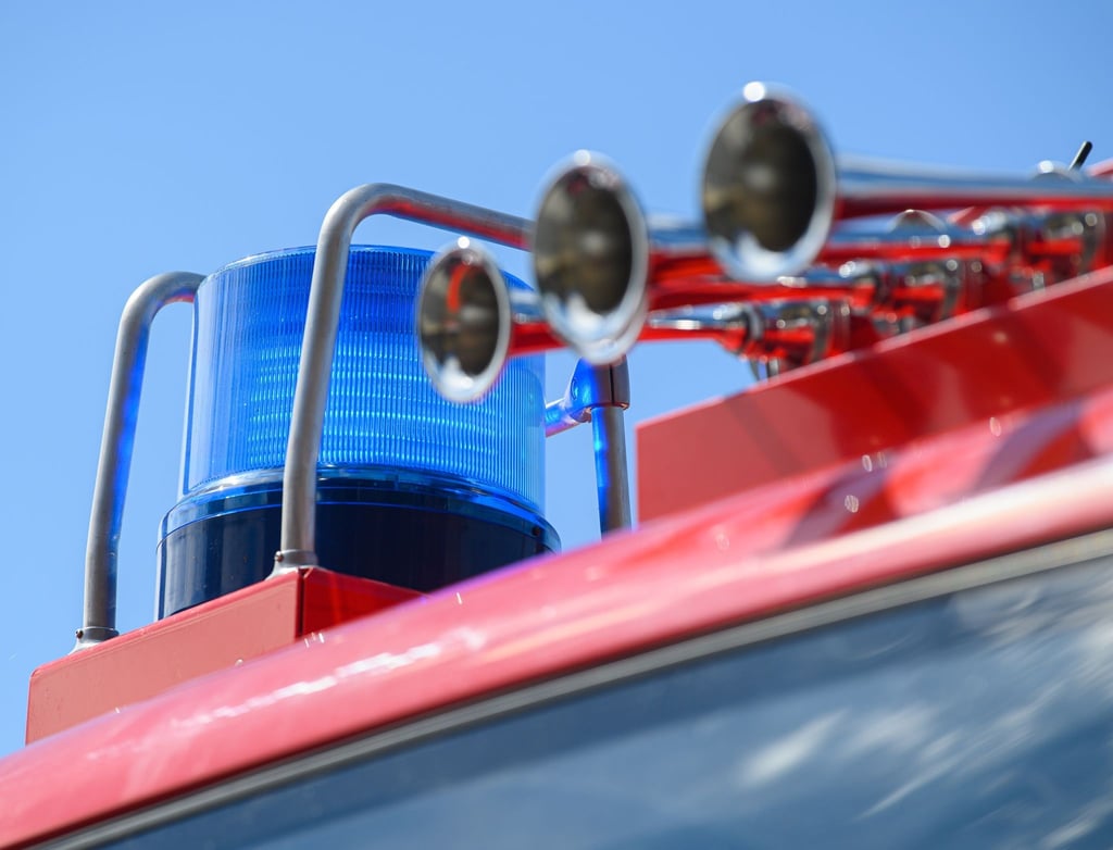 Ein Feuerwehrfahrzeug. (Symbolbild)