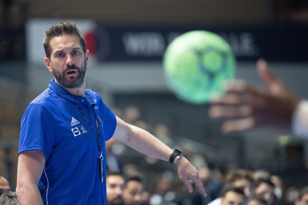 Frankreichs Trainer Guillaume Gille hat sich mit dem Coronavirus infiziert.