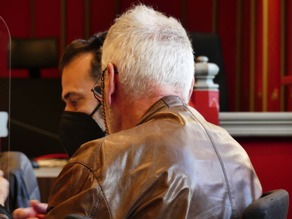 Martin B. ist bekannter Bankräuber. Die Tat in Mücheln bestreitet er.