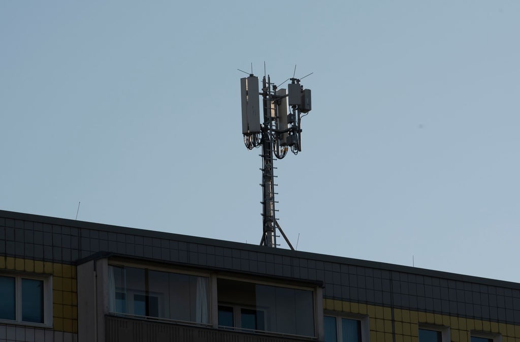 Direkt am Funkmast will Vodafone künftig selbst Windenergie produzieren.