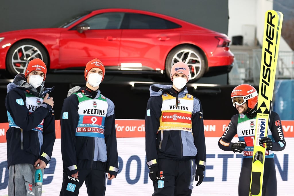 Geimpft: Die deutschen Skispringer Markus Eisenbichler (r-l), Karl Geiger, Stephan Leyhe und Constantin Schmid.