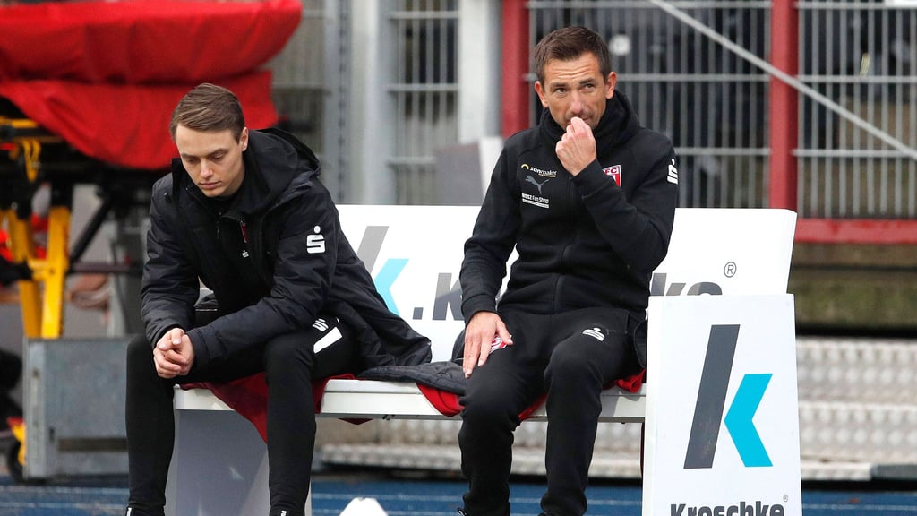 André Meyer verlor sein erstes Spiel als HFC-Trainer am Samstag bei Eintracht Braunschweig mit 0:1.