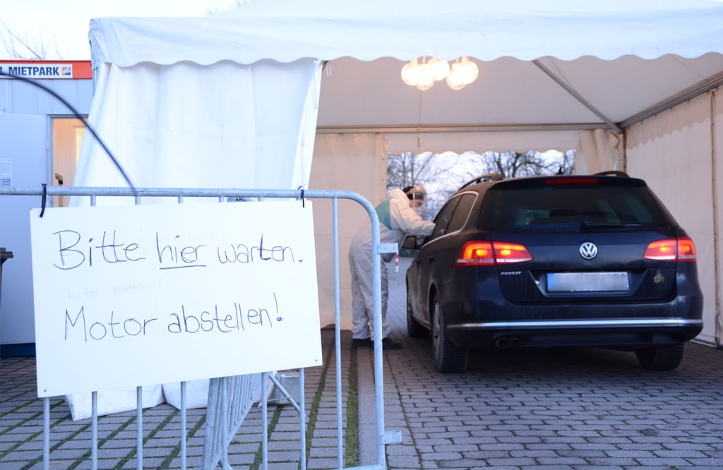 Vor allem morgens ist im Testzentrum in der Boeltzigstraße in Schönebeck viel los.