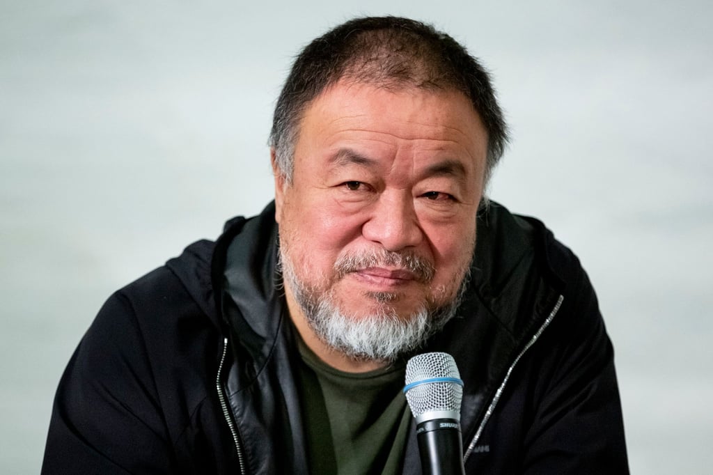 Vor den Olympischen Winterspielen befürchtet Künstler Ai Weiwei strengere Beschränkungen der Menschenrechte in seinem Heimatland.