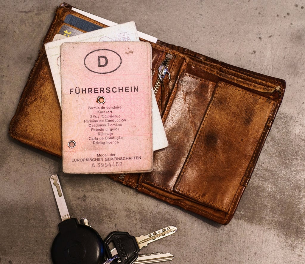 Bald ungültig: Die alten „rosa Führerscheine“ müssen umgetauscht werden.