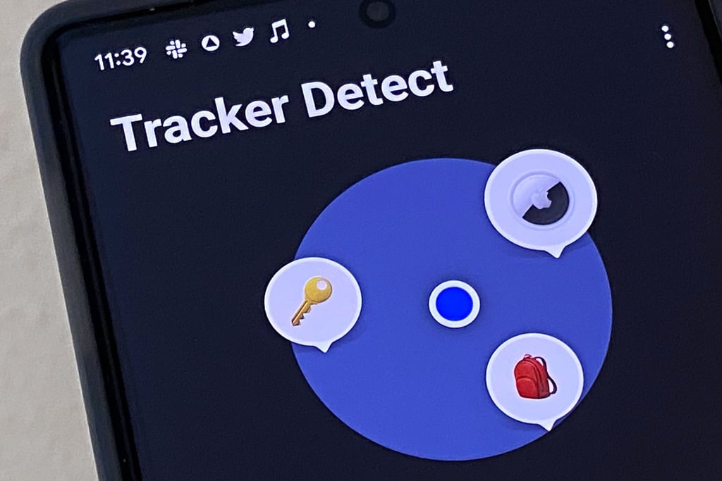 Auch ohne iPhone eine Chance, Apples Airtags in der Umgebung aufzupüren: Die Tracker-Detect-App für Android-Smartphones.