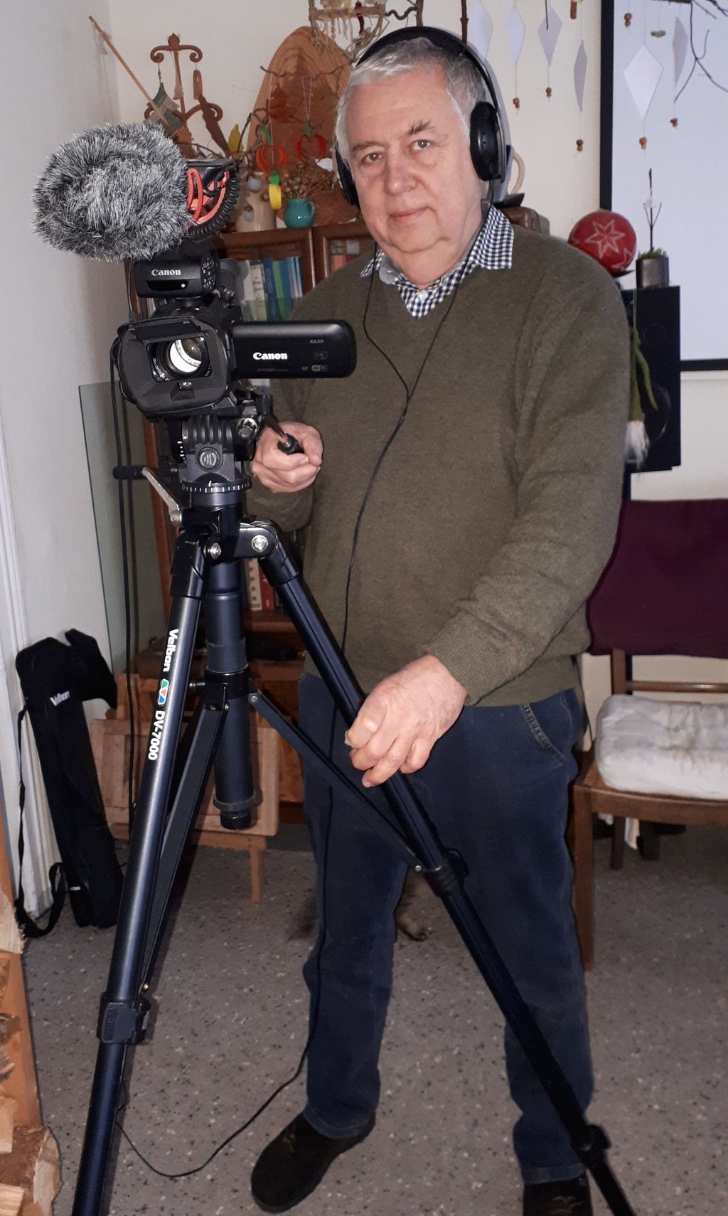 Andreas Schwieger will mit Kamera und Mikro ältere Einwohner befragen. Die Geschichten aus dem alten Apenburg sind für jüngere Leute gedacht und sollen auf Youtube hochgeladen werden.