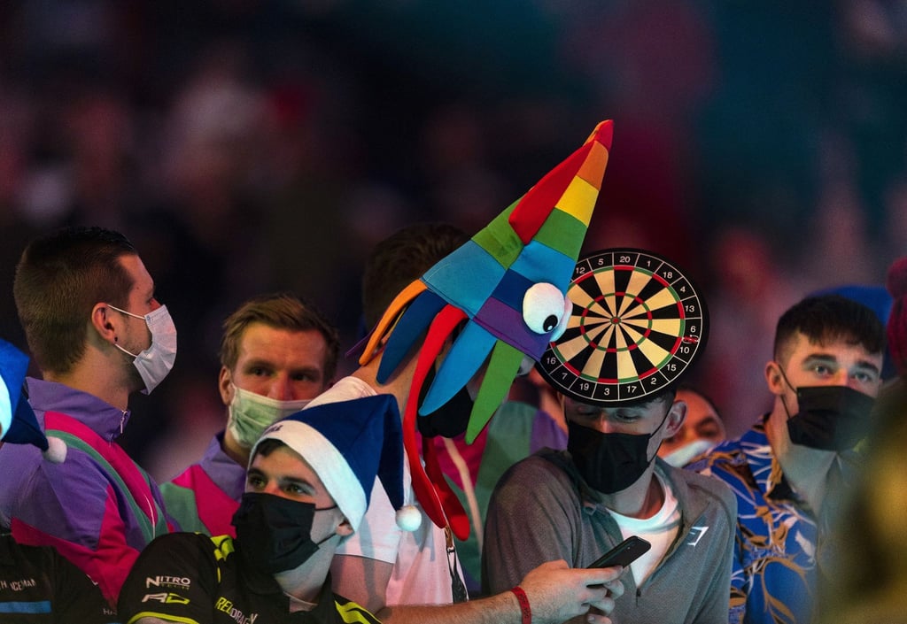 Das Corona-Chaos bei der Darts-WM tat der Feierfreude der Fans im Alexandra Palace keinen Abbruch.