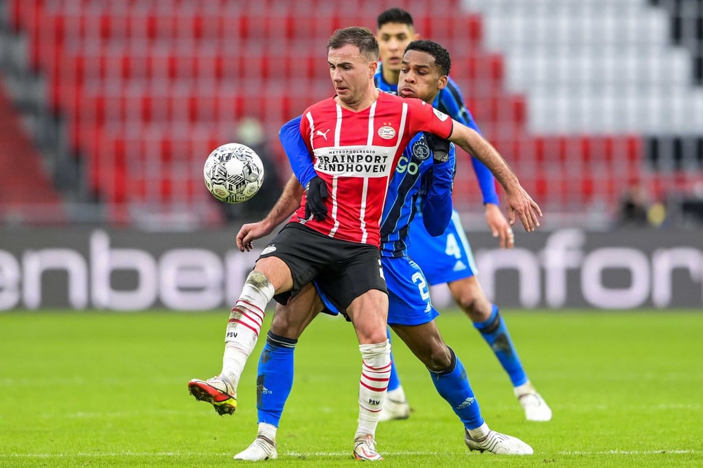 Auch ein Tor von Mario Götze hat die PSV Eindhoven nicht vor einer Niederlage bewahrt.