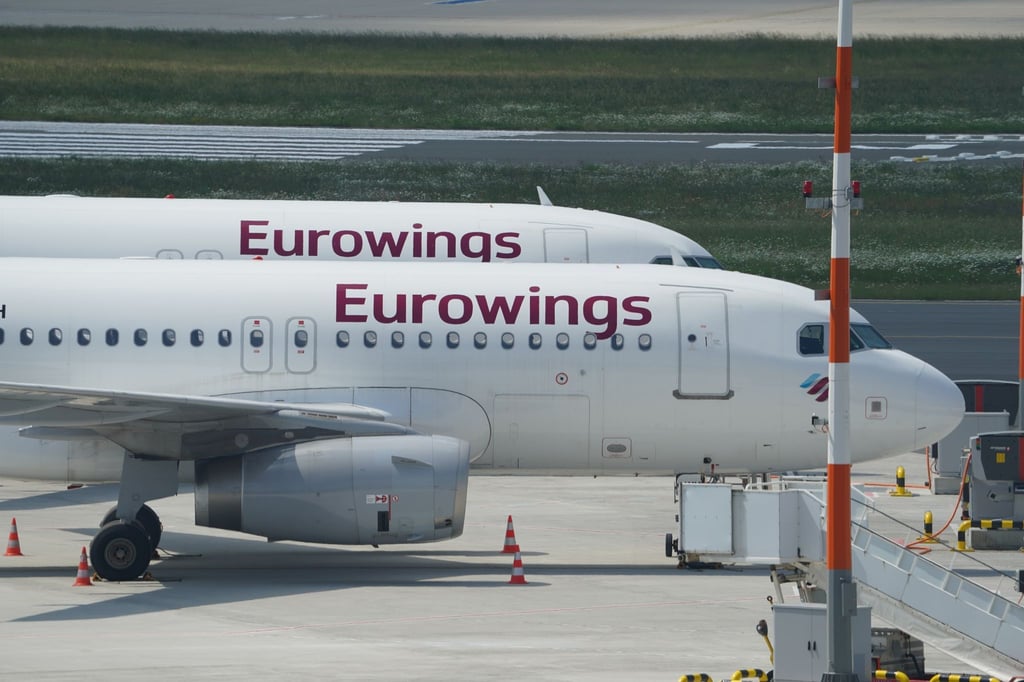 Bei der Lufthansa-Tochter Eurowings werden die Gehälter des in Deutschland angestellten Kabinenpersonals an die Verbraucherpreise gekoppelt.