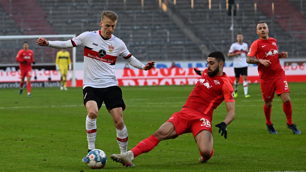 Für seine Grätschen schon jetzt gefürchtet: RB Leipzigs Josko Gvardiol (r.). Foto: