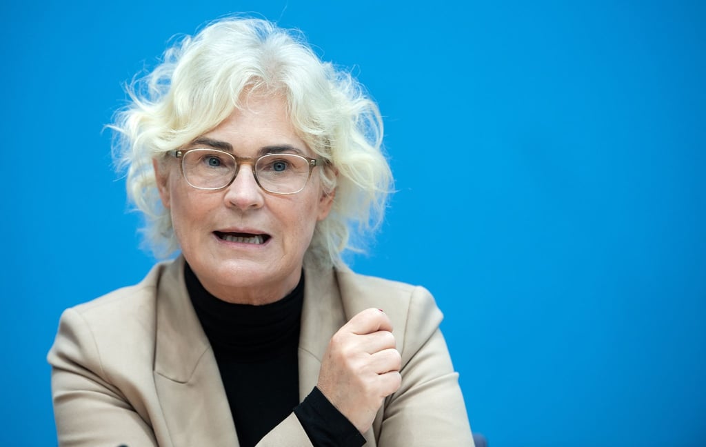 „Wir stehen an Eurer Seite“: Christine Lambrecht.