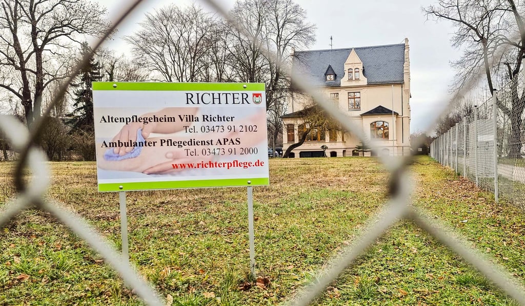 Ab Mitte März gilt die Corona-Impfpflicht im Gesundheitswesen. Die Richterpflege, hier das Altenpflegeheim Villa Richter in Aschersleben, fürchtet daher Betretungsverbote für Ungeimpfte.