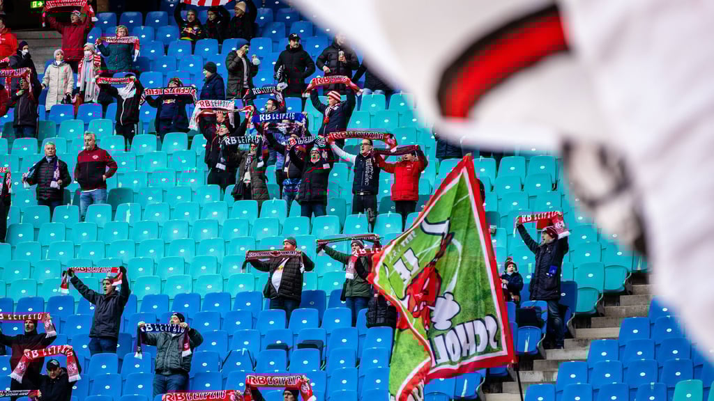 1000 Fans dürfen aktuell bei Spielen von RB Leipzig ins Stadion – davon 500 VIP-Kunden.