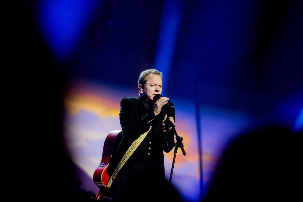 Kiefer Sutherland steht auf Country-Musik.