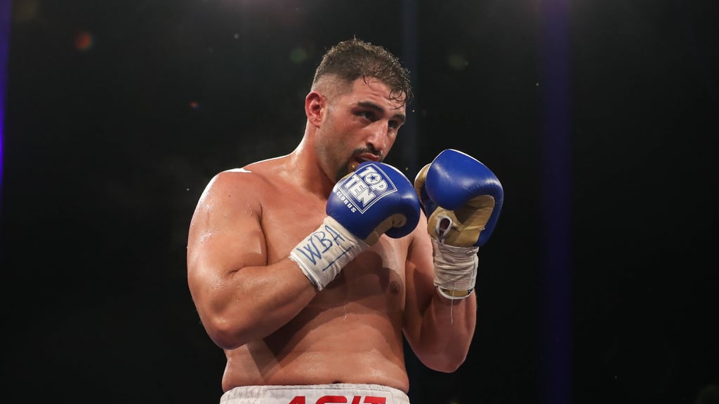 Boxer Agit Kabayel steigt gegen Marco Huck in den Ring.