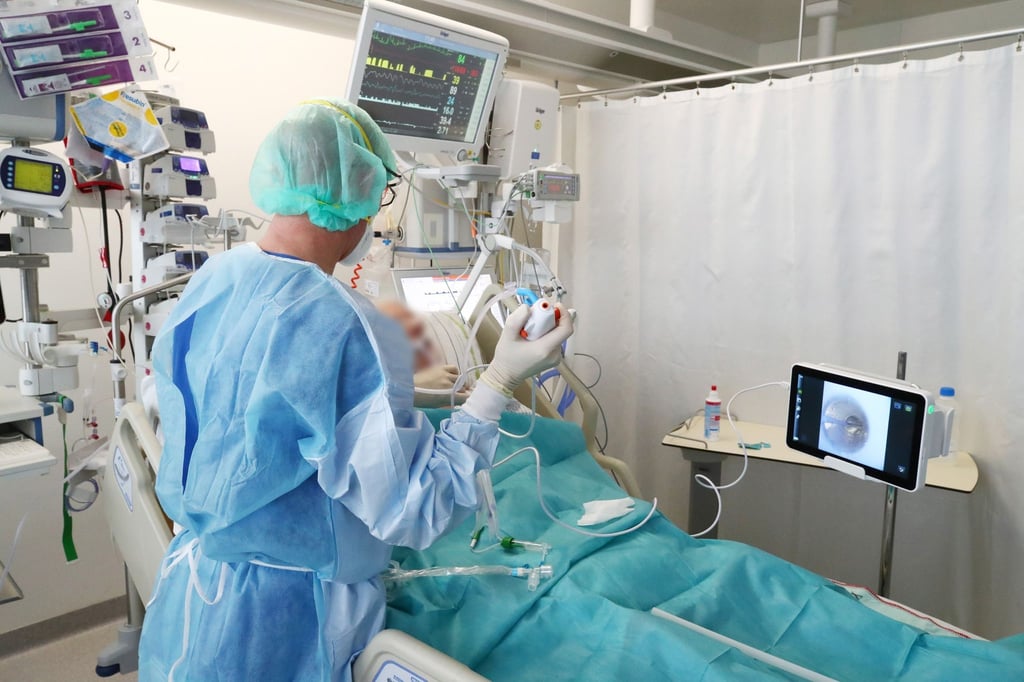 Aktuelle Zahlen ergeben: Fast zwei Drittel der neuaufgenommenen Corona-Patienten auf Intensivstation sind ungeimpft.
