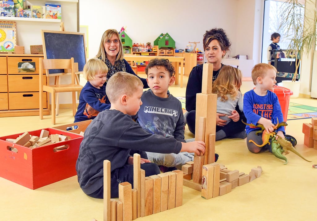 Unberechenbare Lage: Die Mädchen und Jungen in der Kita „Löwenzahn“ spielen davon unbeeindruckt miteinander und haben Spaß dabei.