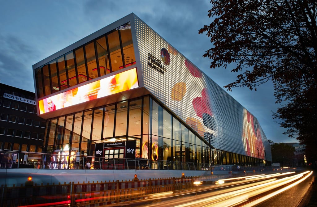 Blick auf das Deutsche Fußballmuseum in Dortmund.
