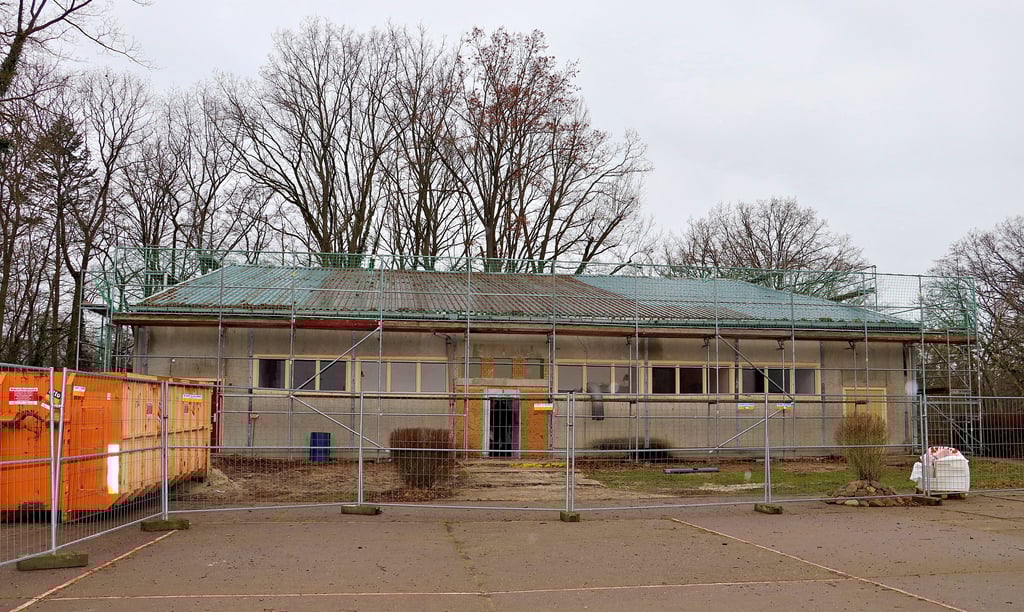 Ende des Jahres soll die komplett sanierte Sporthalle in Grabow wieder für den Schul- und Vereinssport zur Verfügung stehen.