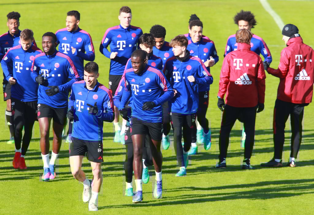 Bayern München trainiert für das Spiel gegen RB Leipzig.