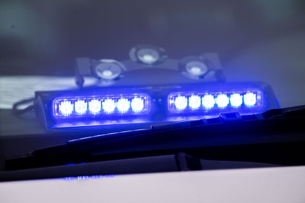 Die Polizei musste in der Nacht zum Samstag in Halle wegen mehrerer Körperverletzungen ausrücken.