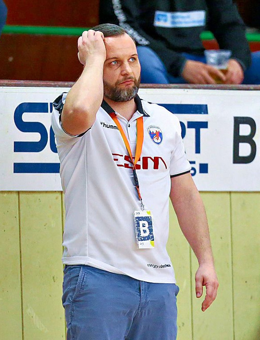 Trainer Steffen Baumgart unterlag bei seiner Rückkehr in die Magdeburger Gieselerhalle mit den Burgenländern.