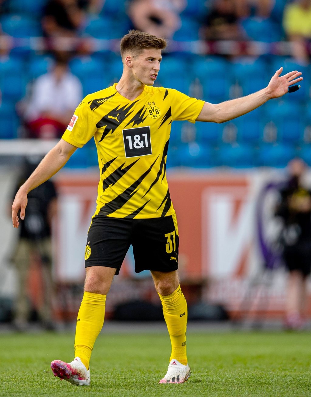 Geht von Borussia Dortmund zur SpVgg Greuther Fürth: Tobias Raschl.