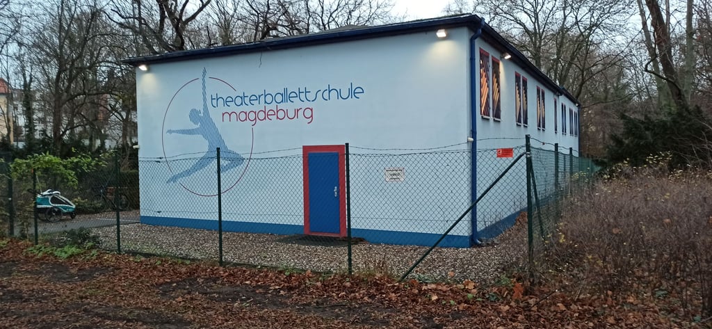 Die Magdeburger Theaterballettschule hinter dem Amo-Kulturhaus - zu eng für mehr als 600 Schülerinnen und Schüler.&nbsp;