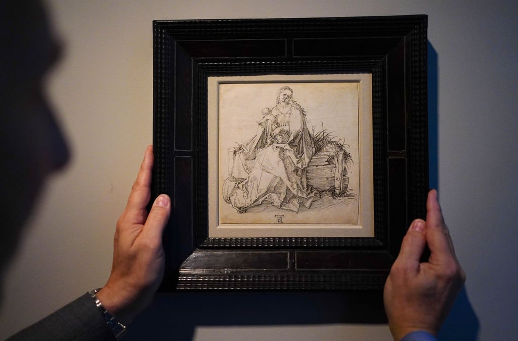 Die bislang unveröffentlichte Feder- und Tuschezeichnung von Albrecht Dürer mit dem Titel „Die Jungfrau mit dem Kind“ wird in London gezeigt.