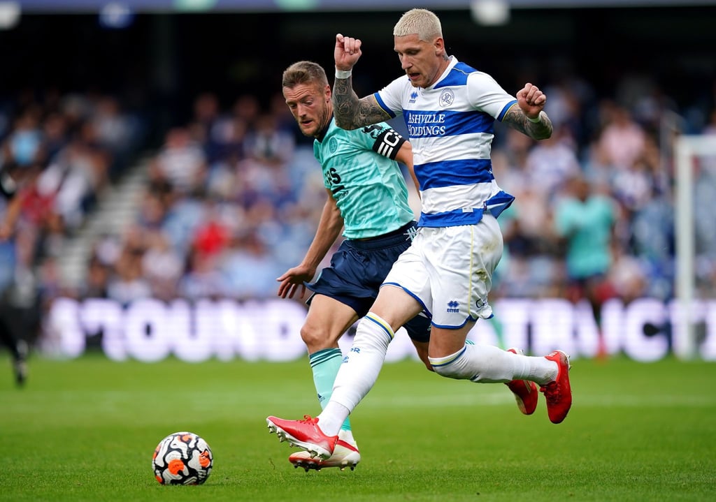 Jordy De Wijs (r) wechselt von den Queens Park Rangers per Leihe nach Düsseldorf.