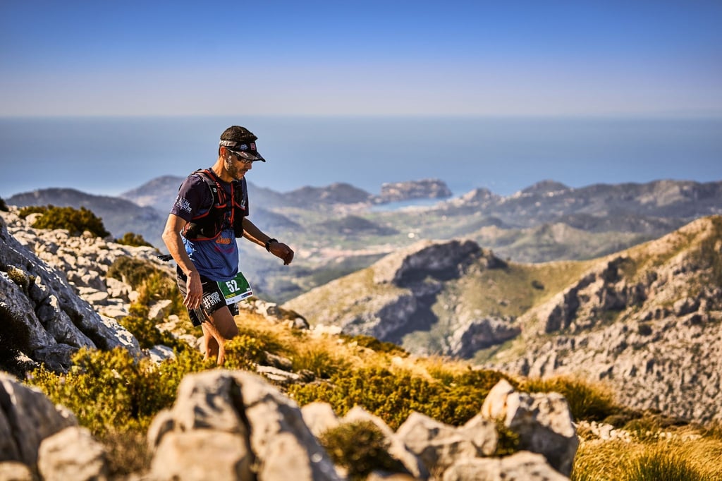 Der Galatzó Trail auf Mallorca führt Sportler wahlweise auf 23 oder 43 Kilometern Länge durch eine Unesco-Weltkulturerbe-Landschaft.