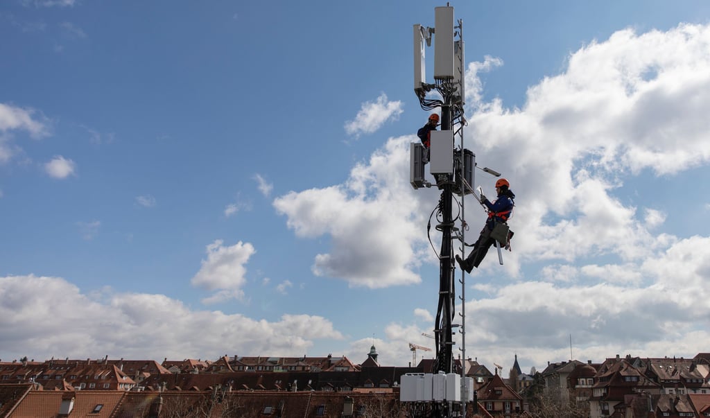 Ein Antennenträger - wie hier in Bern - der Telekom soll demnächst die Internetversorgung im Wernigeröder Ortsteil Reddeber verbessern.