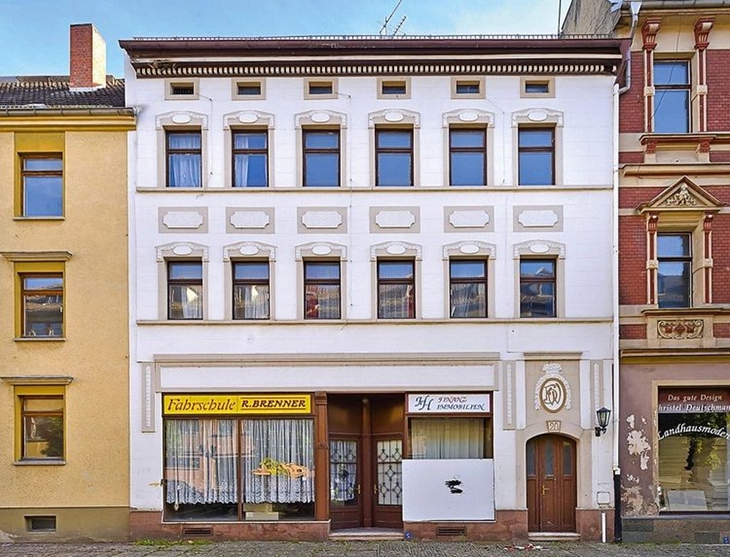 Denkmalg. Wohn- und Geschäftshaus in Weißenfels / Mindestgebot 95.000 Euro