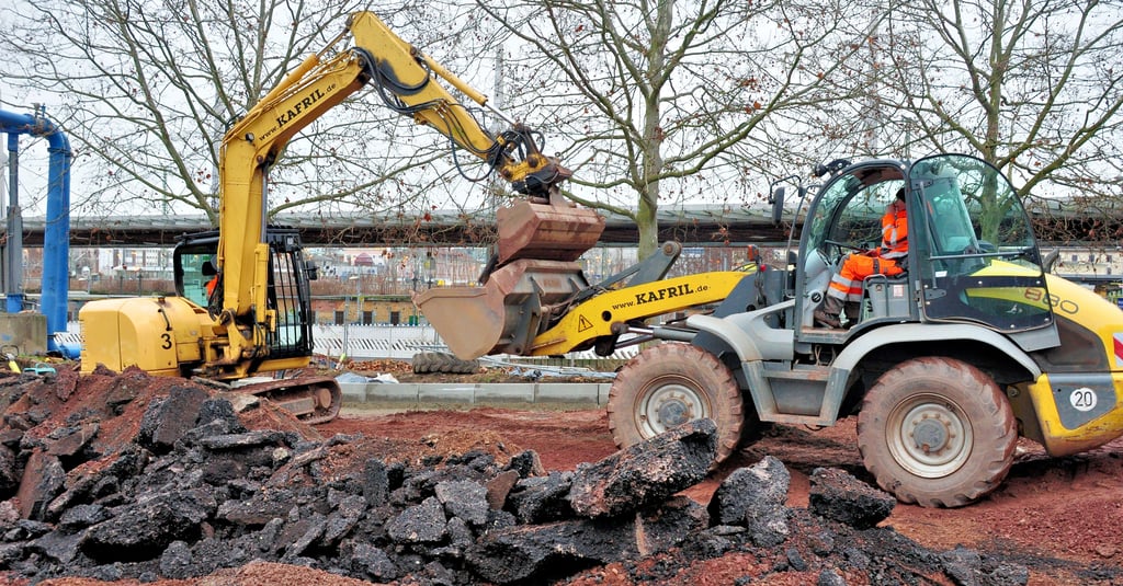 Derzeit wird im Rahmen des Tunnelbaus an der Anschlussstelle für den Magdeburger Ring am Damaschkeplatz gearbeitet.