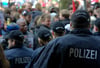 Auf der friedlichen Demonstration in Salzwedel kam es zum Polizeieinsatz. Symbolbild: