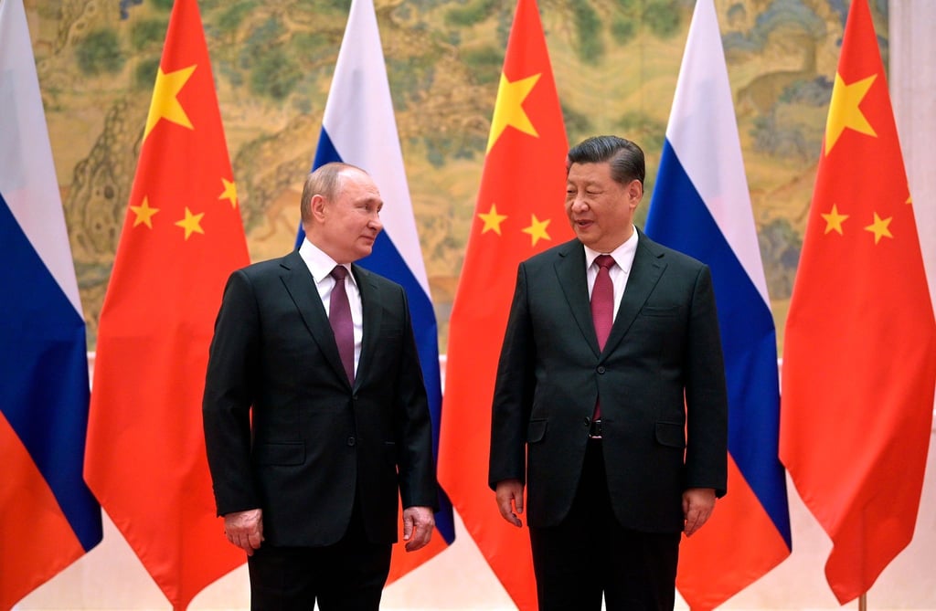 Erstes Treffen seit Ausbruch der Corona-Pandemie Ende 2019: Xi Jinping (r.) und Wladimir Putin beim Fototermin vor den Gesprächen.