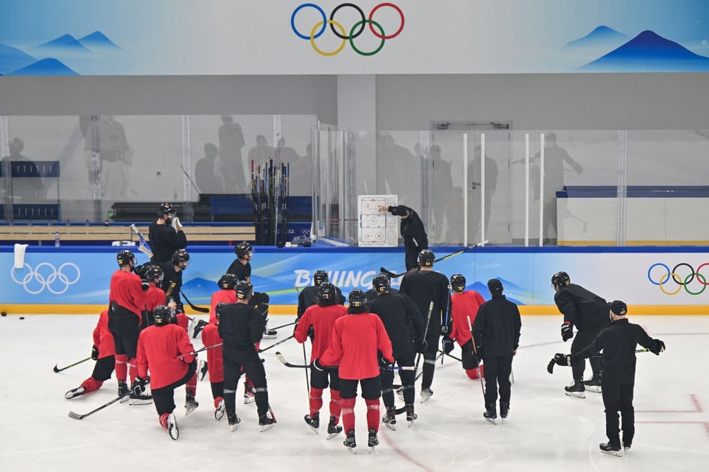 Die deutschen Eishockeyspieler beim Training.