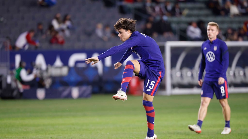 Caden Clark wird doch nicht im Sommer zu RB Leipzig wechseln.