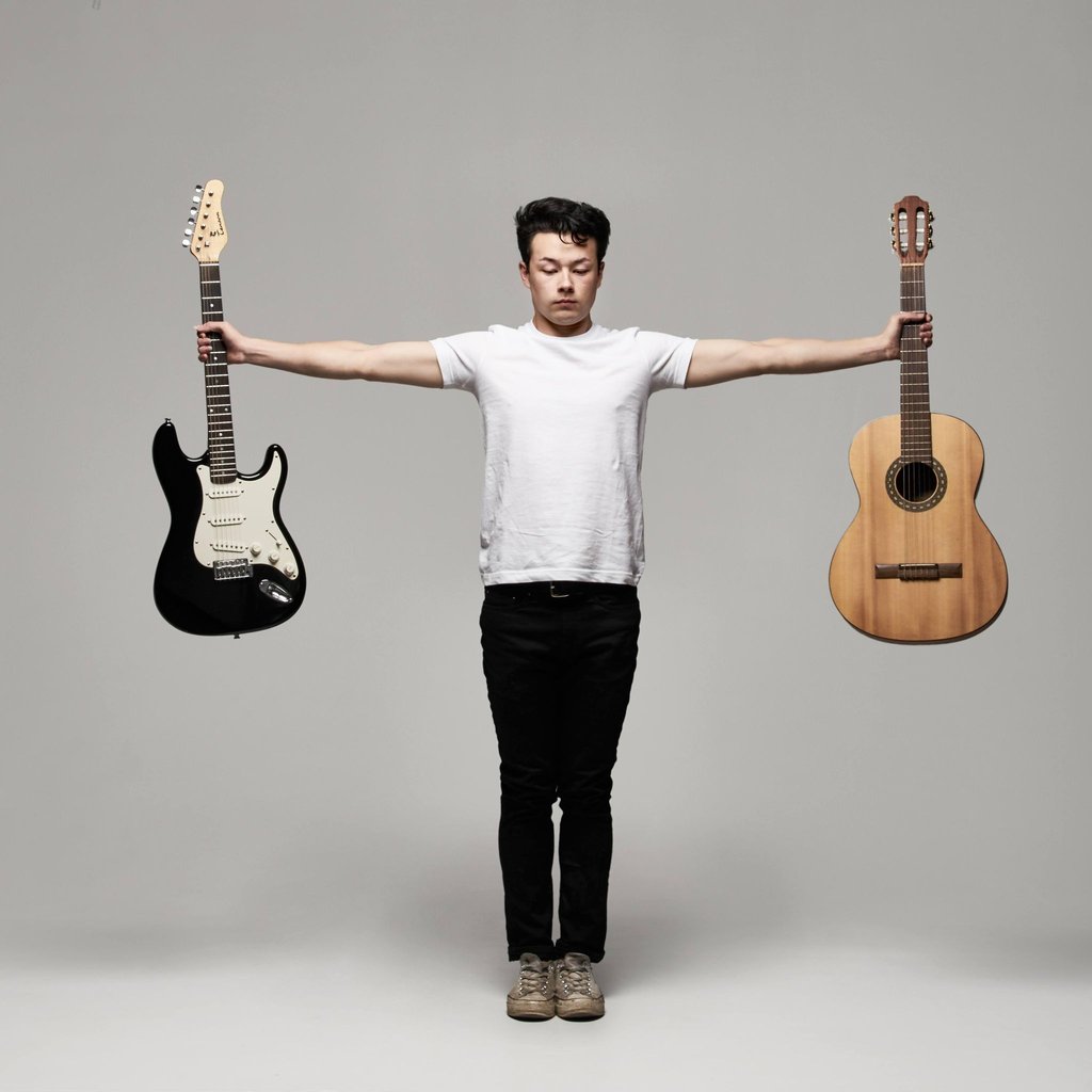 Der schottische Gitarrist Sean Shibe wird mit dem Leonard Bernstein Award ausgezeichnet.