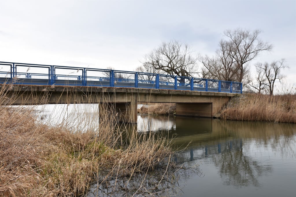 Die Pechauer Brücke im Umflutkanal wird noch regelmäßig durch die Landgesellschaft Sachsen-Anhalt mbH überprüft.