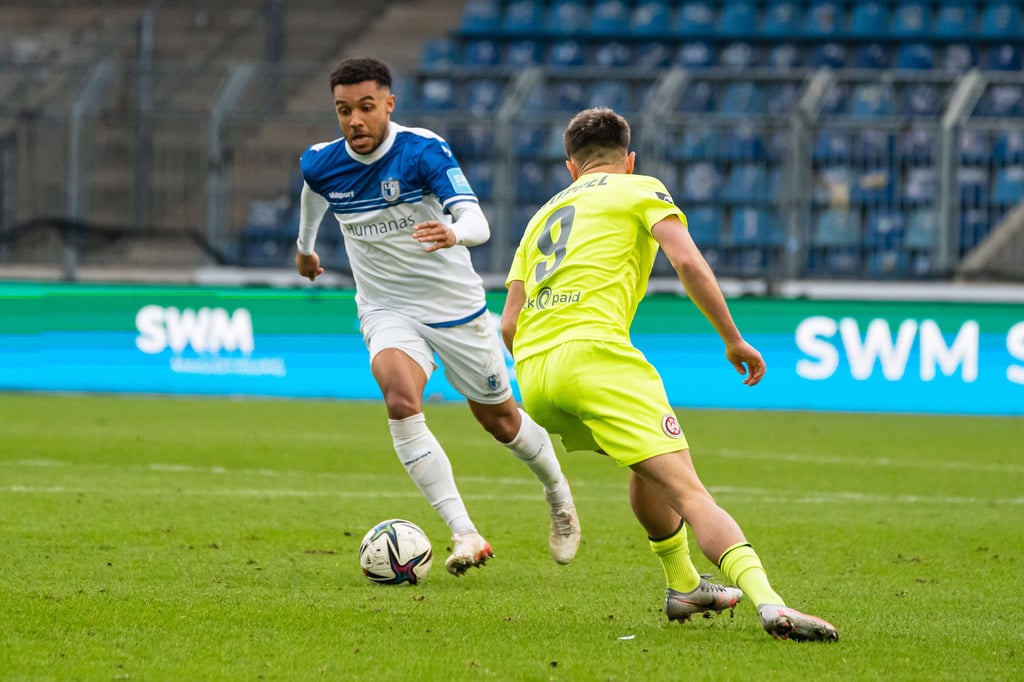 Reist mit dem 1. FC Magdeburg an seine alte Wirkungsstätte zum 1. FC Kaiserslautern: Leon Bell Bell (l.) Der 25-Jährige machte beim FCK seine ersten Spiele im Seniorenbereich.