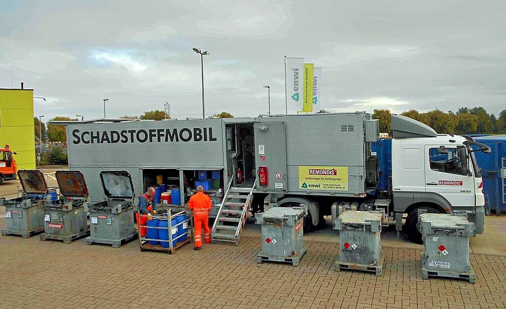 Das Schadstoffmobil kommt am Sonnabend nach Osterwieck. Dort nimmt das Fachpersonal verschiedene schadstoffhaltigen Abfälle entgegen.