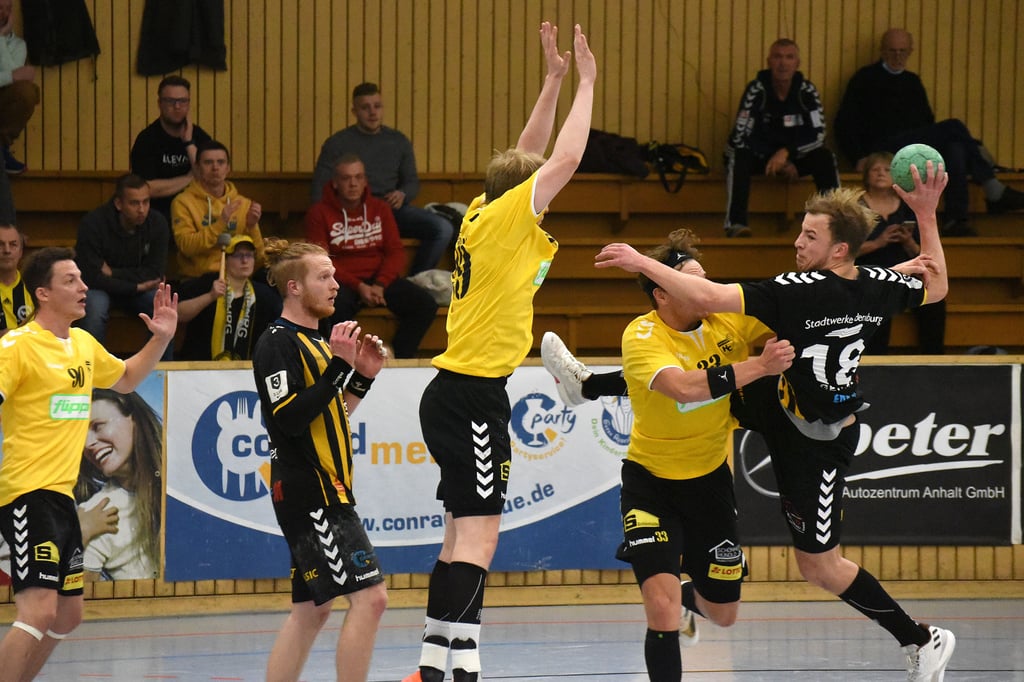 Philipp Gehlert (rechts) soll Mislav Grgic auf der Spielmacherposition ersetzen.